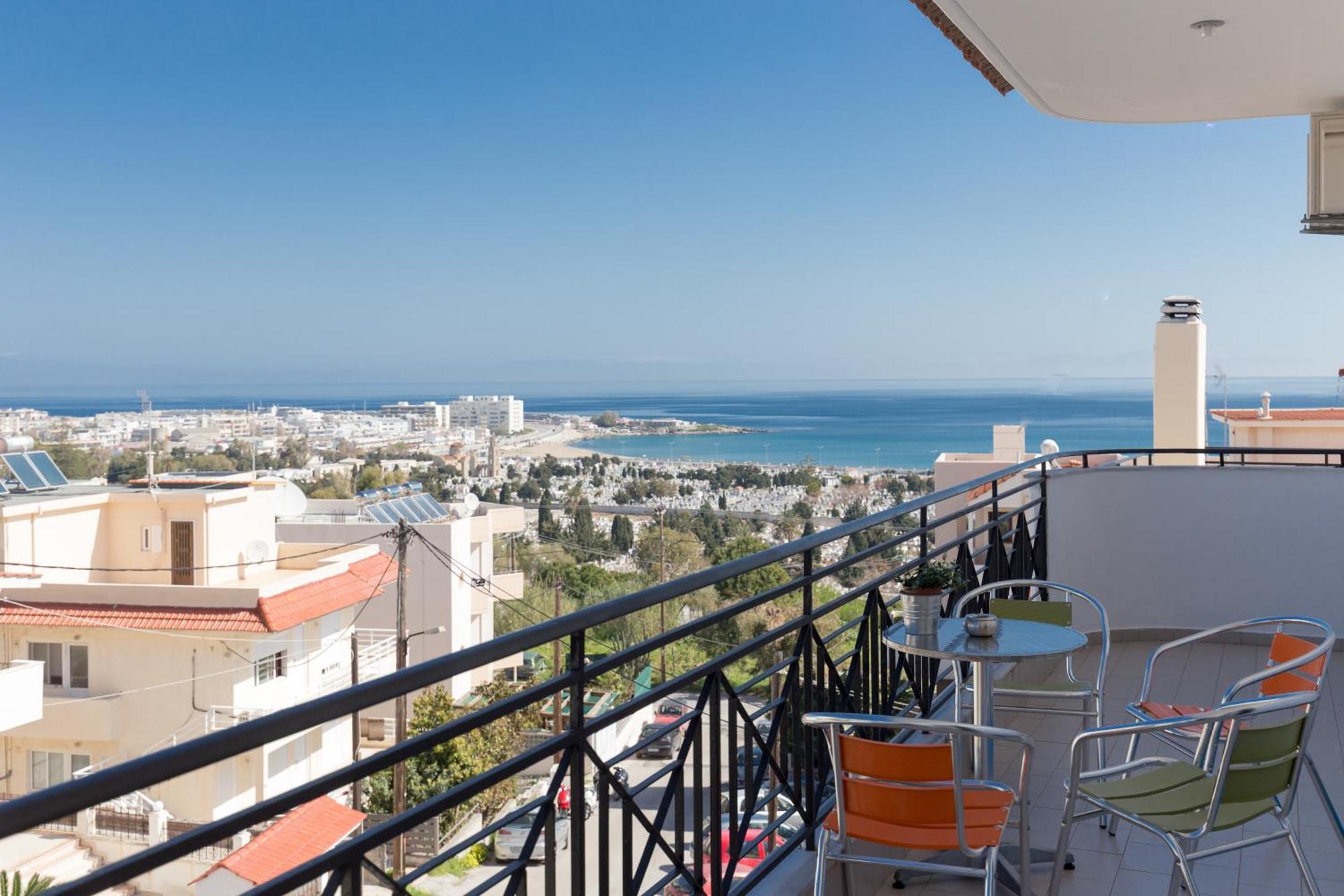 Groovy & Cozy Apt With Private Seaview Rooftop Terrace Rhodes City ภายนอก รูปภาพ